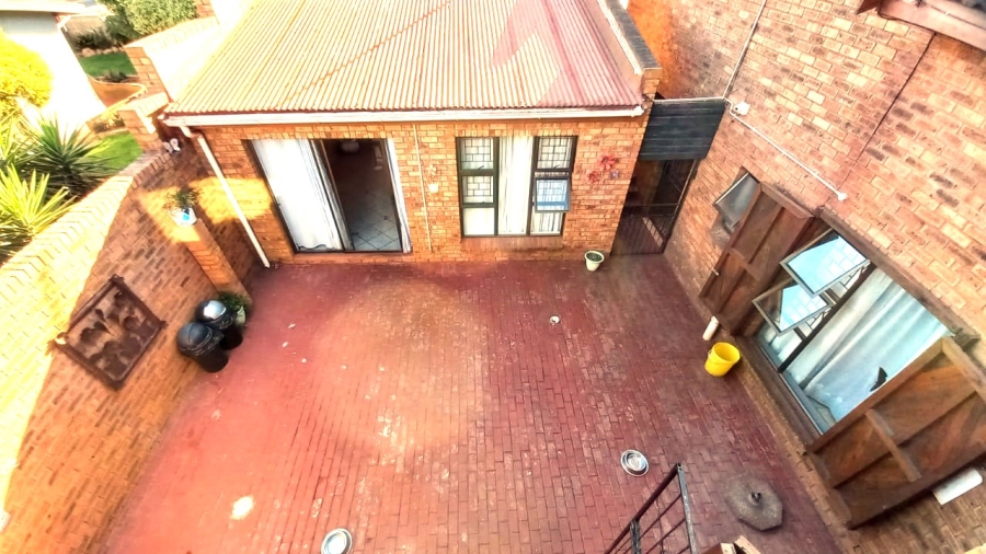 4 Bedroom Property for Sale in Vredenburg Western Cape